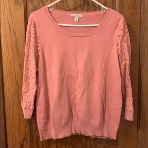 Juniors pink sweater